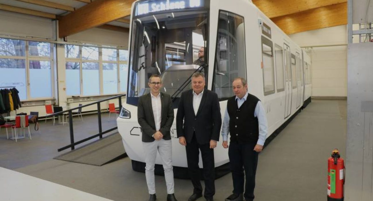 TramTrain Karlsruhe 003 – OÖVV_web TramTrain-Modell in Karlsruhe